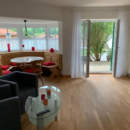 Chalet Am Golfplatz Uttlau Apartament Haarbach